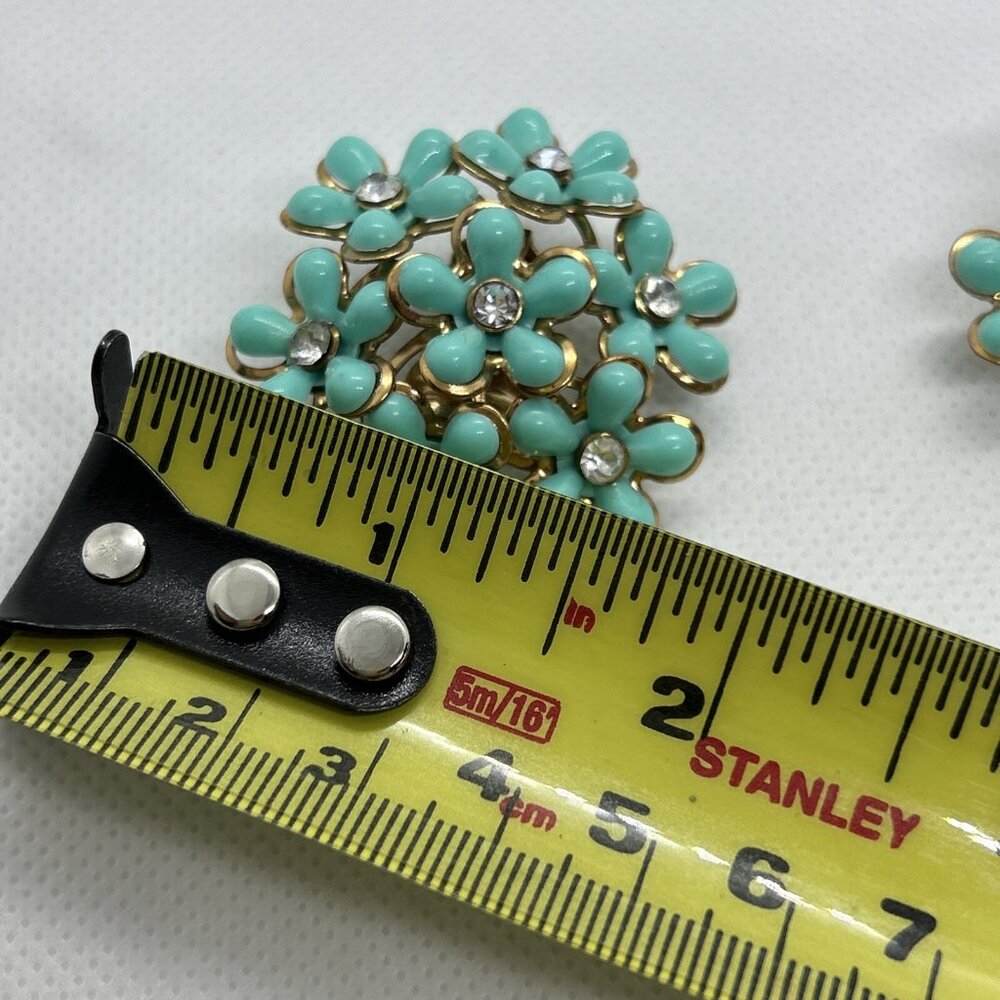 Vintage 50-60s Floral Cluster Clip On Earrings with Clear Rhinestones Turquoise - Picture 5 of 5